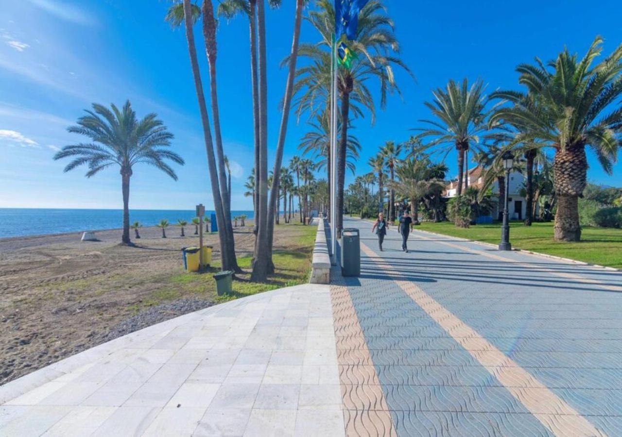 Escape To Serenity - 3 Bedroom Townhouse By The Sea! Ferienhaus Marbella